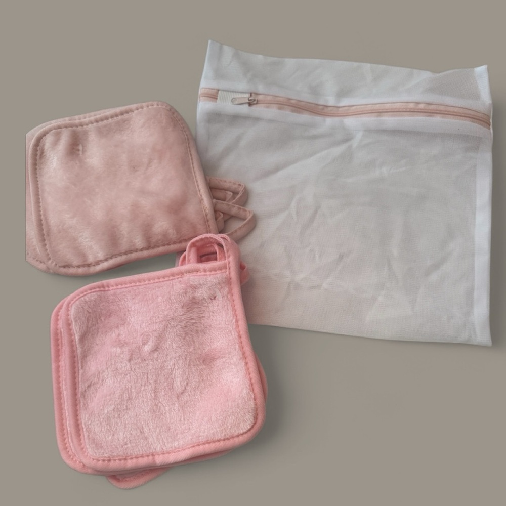 Pink Makeup Remover Pads with Mesh Bag